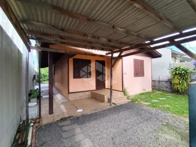 Casa com 2 Quartos para alugar, 72m² no São João, Santa Cruz do Sul