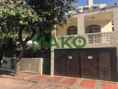 Imóvel Comercial com 3 Quartos para alugar, 300m² no Jardim Taboão, São Paulo