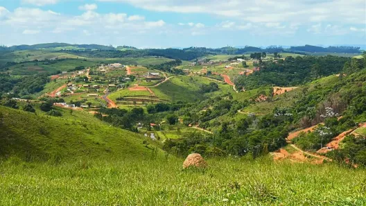 Lote/Terreno à venda, 600m² no Centro, Igaratá