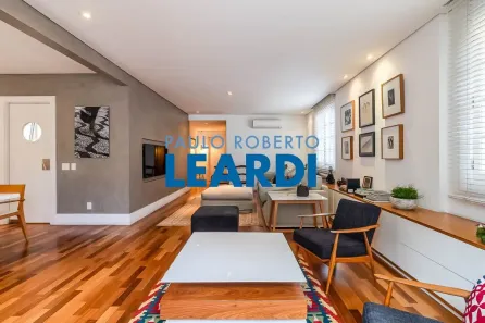 Apartamento com 3 Quartos à venda, 186m² no Cerqueira César, São Paulo