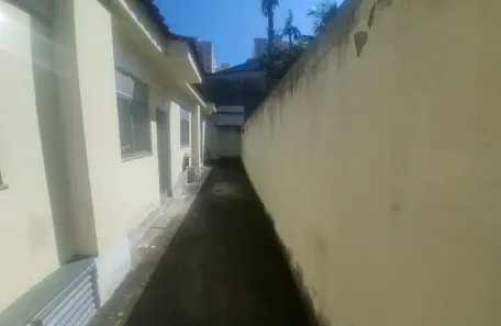 Casa com 2 Quartos para alugar, 68m² no Rocha Miranda, Rio de Janeiro