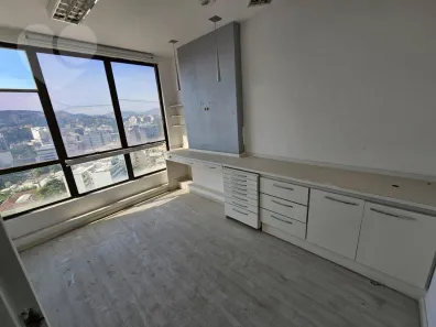 Sala Comercial à venda, 50m² no Centro, Niterói