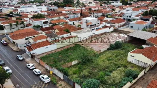 Lote/Terreno à venda, 1100m² no Vila Assis, Jaú