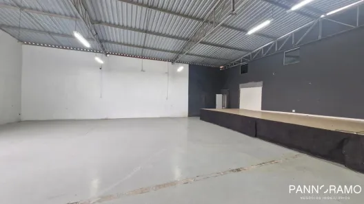 Galpão/Depósito/Armazém para alugar, 600m² no Velha, Blumenau