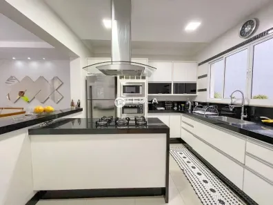 Casa com 3 Quartos à venda, 240m² no Jardim Boer I, Americana