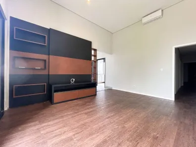 Casa com 3 Quartos para alugar, 155m² no Village Moutonnée, Salto