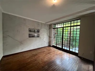 Sobrado com 3 Quartos à venda, 166m² no Sumaré, São Paulo