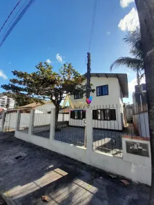 Casa com 5 Quartos à venda, 120m² no Centro, Penha