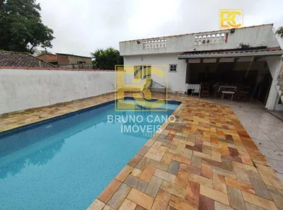Casa com 4 Quartos à venda, 243m² no Centro, Peruíbe
