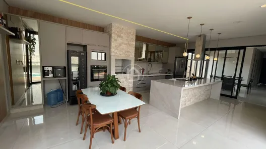 Sobrado com 4 Quartos à venda, 298m² no Passagem da Conceição, Várzea Grande