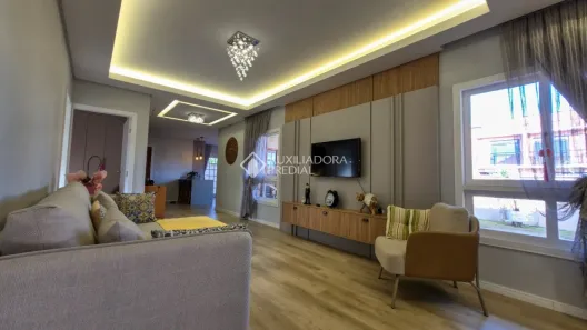 Casa com 2 Quartos à venda, 160m² no Carianos, Florianópolis