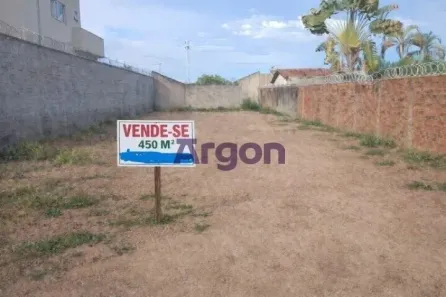 Lote/Terreno à venda, 450m² no Goiânia 2, Goiânia