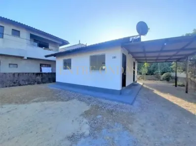Casa com 2 Quartos para alugar, 50m² no Campeche, Florianópolis