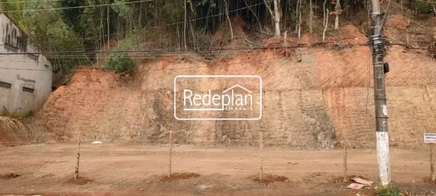 Lote/Terreno à venda, 360m² no São João Batista, Volta Redonda