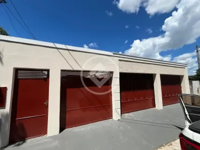 Casa com 4 Quartos à venda, 180m² no Amizade, Araçatuba