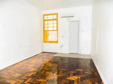 Apartamento com 1 Quarto para alugar, 25m² no Floresta, Porto Alegre