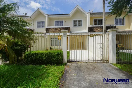 Casa de Condomínio com 3 Quartos para alugar, 105m² no Boa Vista, Curitiba