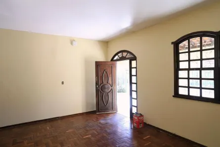 Casa com 8 Quartos à venda, 360m² no Santa Inês, Belo Horizonte