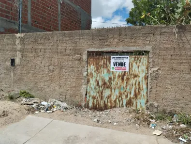 Lote/Terreno à venda, 300m² no Vila Eduardo, Petrolina