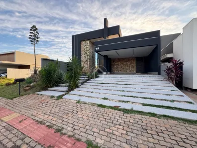 Sobrado com 4 Quartos à venda, 270m² no Terras Alpha Campo Grande, Campo Grande