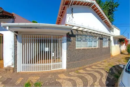 Casa com 4 Quartos à venda, 380m² no Centro, Araras