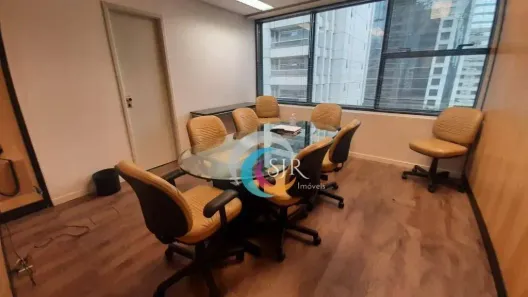 Sala Comercial à venda, 111m² no Vila Olímpia, São Paulo