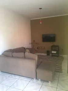 Sobrado com 3 Quartos à venda, 120m² no Residencial Santa Paula, Jacareí