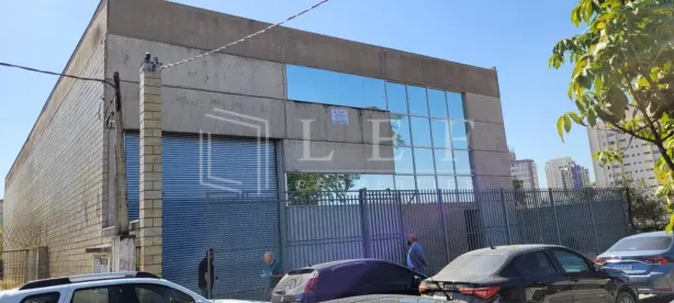 Galpão/Depósito/Armazém para alugar, 1300m² no Jardim das Laranjeiras, São Paulo