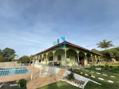 Fazenda/Sítio com 3 Quartos à venda, 3000m² no Dona Catarina, Mairinque