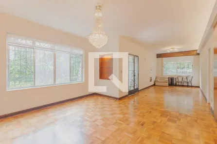 Casa com 6 Quartos à venda, 232m² no Sumaré, São Paulo