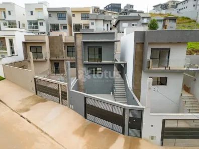 Casa com 3 Quartos à venda, 107m² no Portais (Polvilho), Cajamar