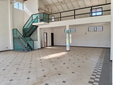 Prédio Comercial à venda, 332m² no Jardim das Américas, Curitiba