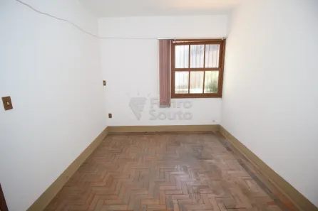 Sala Comercial para alugar, 17m² no Centro, Pelotas
