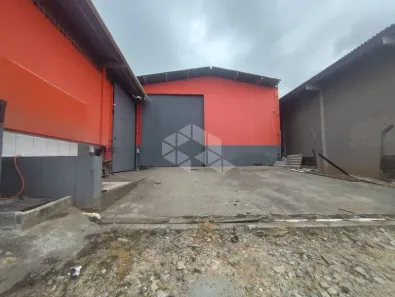 Galpão/Depósito/Armazém para alugar, 500m² no Bom Viver, Biguaçu