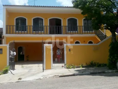 Sobrado com 3 Quartos à venda, 375m² no Chácaras Alpina, Valinhos