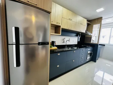 Apartamento com 2 Quartos à venda, 70m² no Barreiros, São José