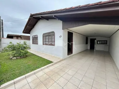 Casa com 3 Quartos para alugar, 148m² no Fátima, Joinville