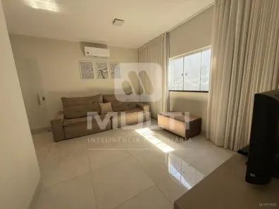 Casa com 3 Quartos à venda, 260m² no Granada, Uberlândia