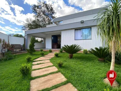 Casa de Condomínio com 3 Quartos para alugar, 150m² no Brumadinho, Brumadinho