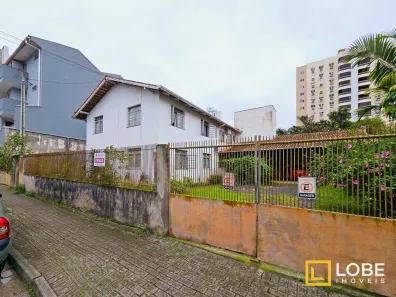 Casa com 3 Quartos à venda, 390m² no Vila Nova, Blumenau