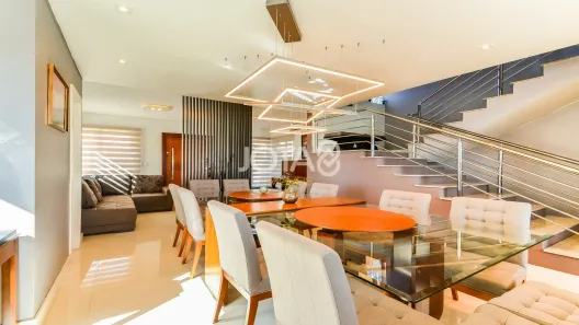 Casa de Condomínio com 3 Quartos à venda, 289m² no Pilarzinho, Curitiba