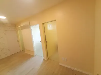 Sala Comercial para alugar, 40m² no São Francisco, Manaus