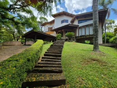 Casa de Condomínio com 3 Quartos à venda, 233m² no Caraguatá, Mairiporã