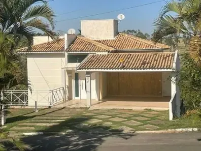 Sobrado com 3 Quartos à venda, 285m² no Centro, Águas de São Pedro