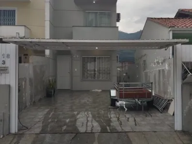 Sobrado com 2 Quartos à venda, 65m² no São Sebastião, Palhoça