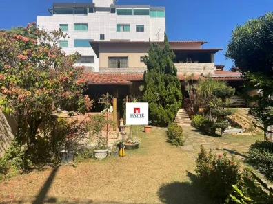 Casa com 5 Quartos à venda, 510m² no Castelo, Belo Horizonte