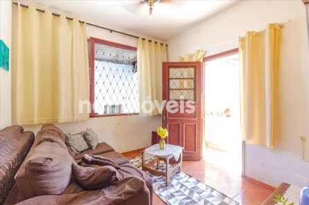 Casa com 2 Quartos à venda, 183m² no Colégio Batista, Belo Horizonte