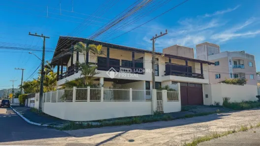 Casa com 4 Quartos à venda, 382m² no Village, Imbituba