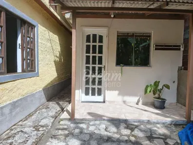 Casa com 2 Quartos à venda, 240m² no Granja Florestal, Teresópolis