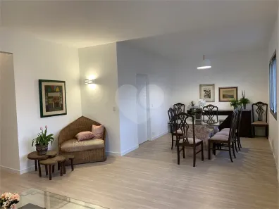 Apartamento com 3 Quartos à venda, 180m² no Real Parque, São Paulo